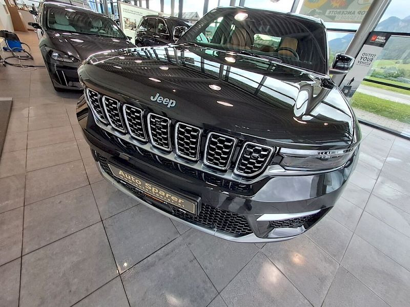 Jeep Grand Cherokee Summit Reserve Plug-In-Hybrid 4Xe