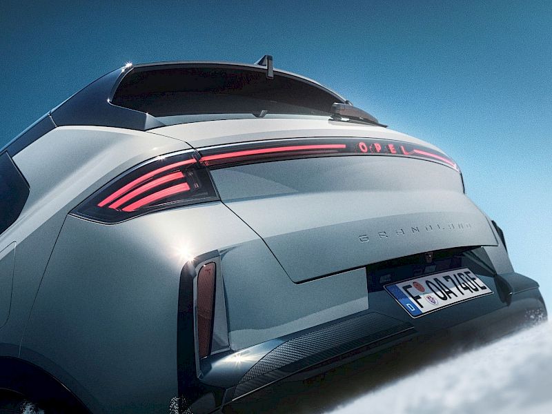 Bild opelgrandlandelectricawd_527954.800x600.jpg