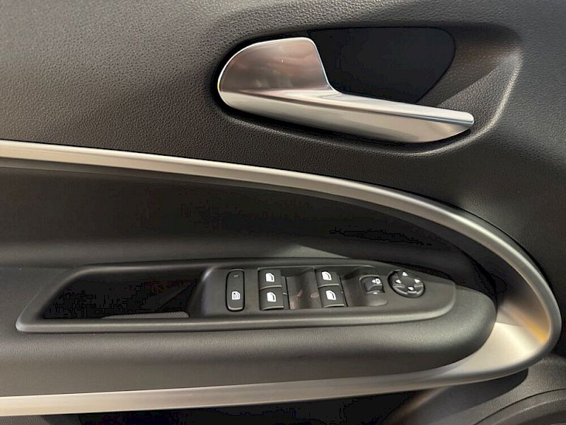 Jeep Avenger Overland Mild-Hybrid 4xe