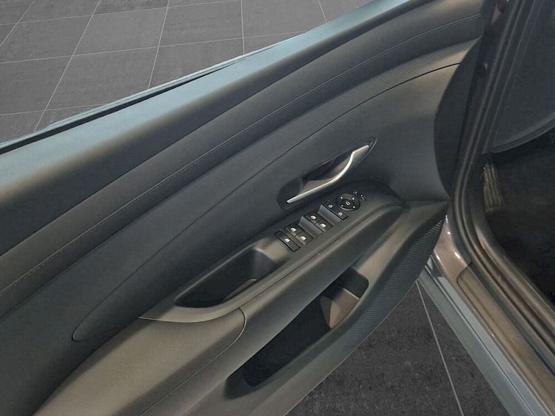 Hyundai Tucson TUCSON NX4 Jubilé 1,6 T-GDi HEV 4WD AT - t6hj2