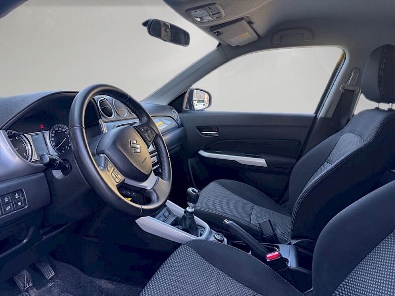 Suzuki Vitara 1.6 DDiS AllGrip Shine *Anhängerkupplung*