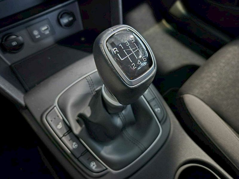 Hyundai Kona KONA Level 3 1,0 T-GDi 2WD 6MT