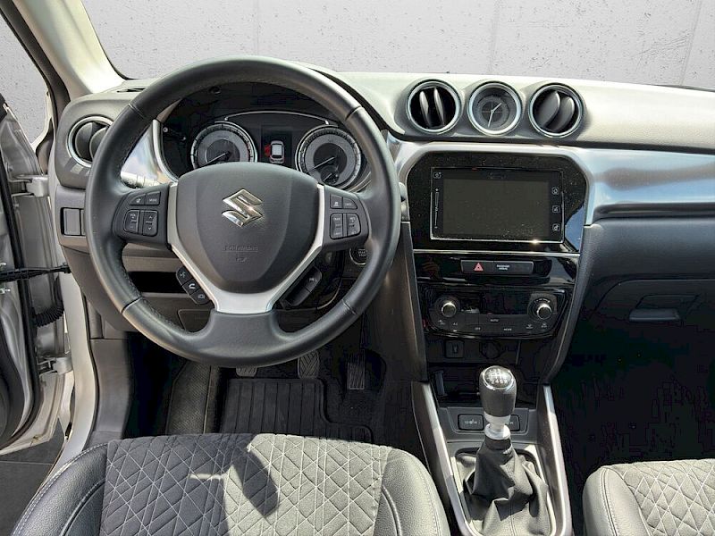 Suzuki Vitara 1,4 GL+ DITC Hybrid ALLGRIP flash