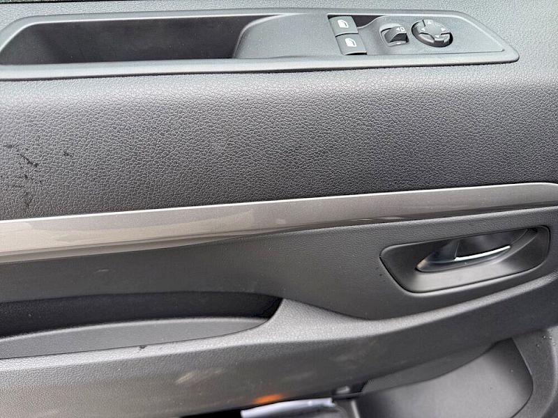 Opel Zafira 2,2 Edition L *Anhängerkupplung 1,9t*